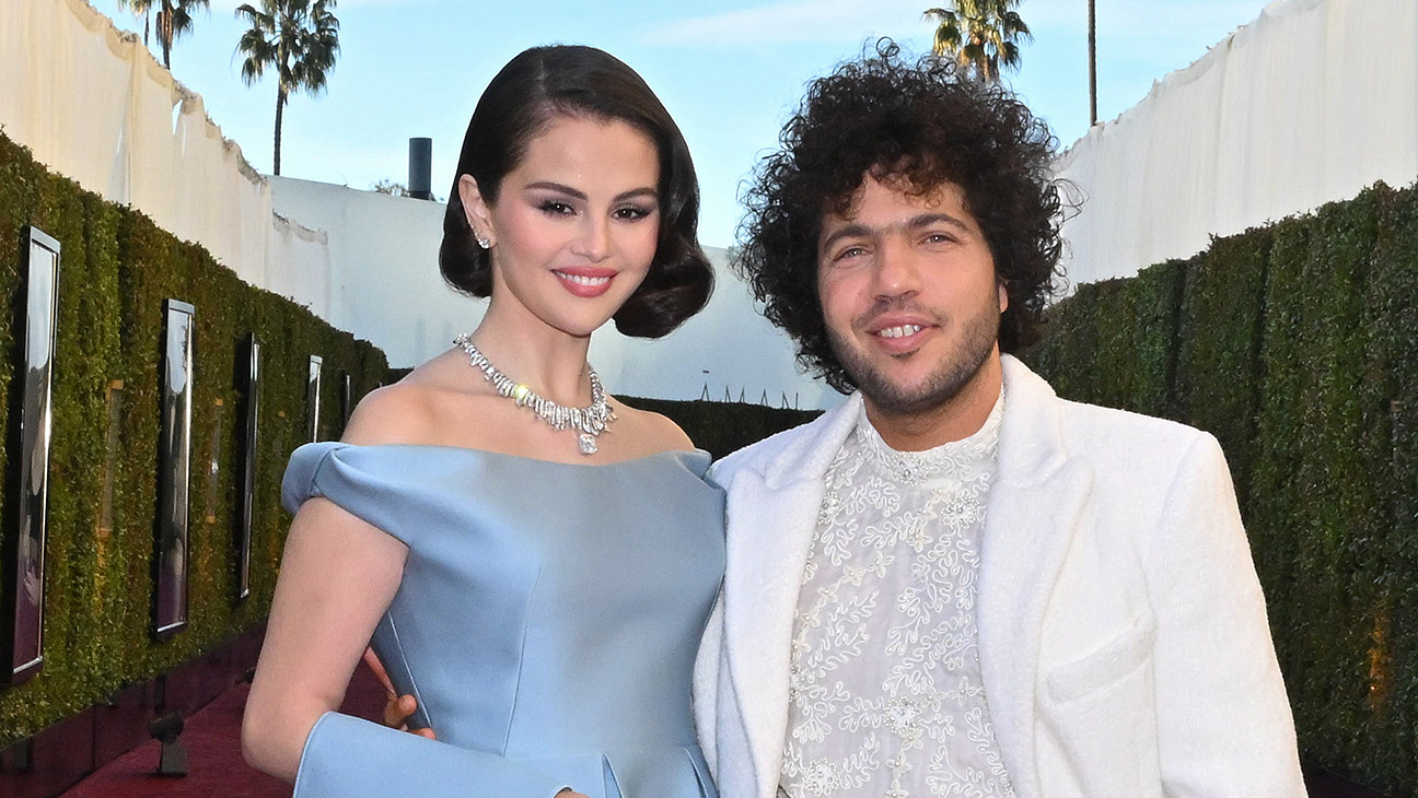 Selena Gomez, Benny Blanco during the 82nd Annual Golden Globes held at The Beverly Hilton on January 05, 2025 in Beverly Hills, California.